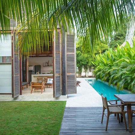 Villa Merbau Gili Islands Exterior photo